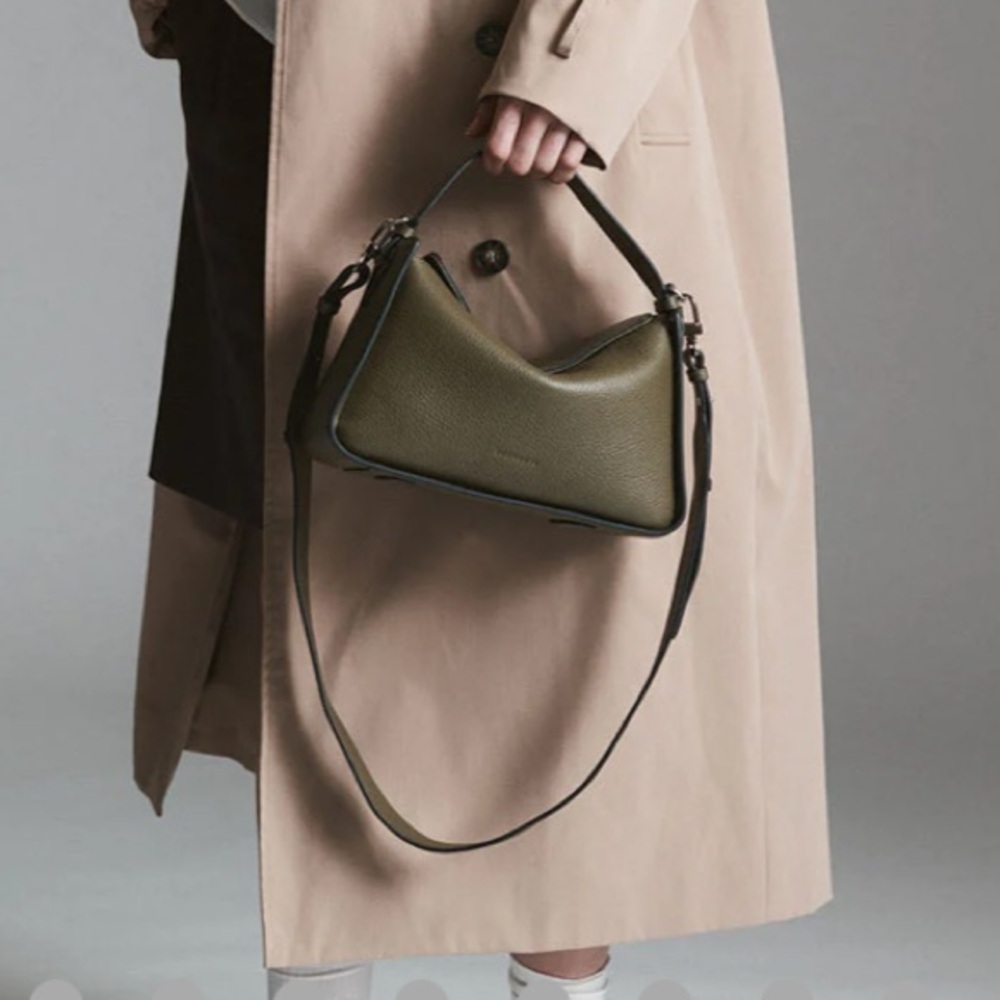The Horse Clementine bag in Olive